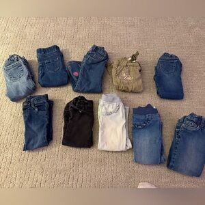 Lot/Bundle of toddler jeans